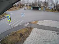 Онлайн камера: Озерная 6 - Остановка | Каменск-Уральский