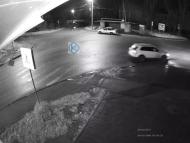 Онлайн камера: Озерная 6 - Остановка | Каменск-Уральский