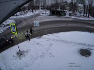 Онлайн камера: Озерная 6 - Остановка | Каменск-Уральский