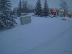 Онлайн камера: Мемориал Вечный Огонь - 1 (ТЦ Самородок) | Каменск-Уральский