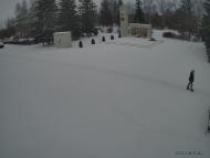 Онлайн камера: Мемориал Вечный Огонь - 2 (ТЦ Самородок) | Каменск-Уральский