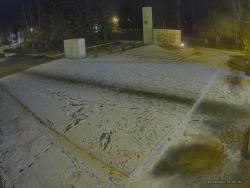 Онлайн камера: Мемориал Вечный Огонь - 2 (ТЦ Самородок) | Каменск-Уральский