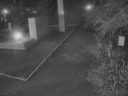 Онлайн камера: Мемориал Вечный Огонь - 3 (ТЦ Самородок) | Каменск-Уральский