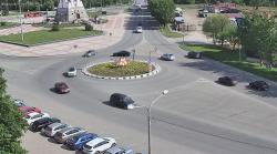 Перекресток Ленина - Кадочникова (Кольцо)