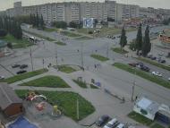 Онлайн камера: Перекресток Суворова - Каменская (торговый центр)